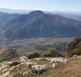Заслон Опасният зъб, връх Петрахиля и Тетевенските водопади
