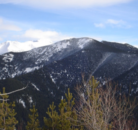 Омайната панорама от връх Зекирица